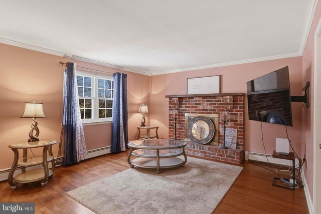 2189 SCHAEFFER RD, Abington, PA 19001