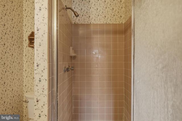 2189 SCHAEFFER RD, Abington, PA 19001