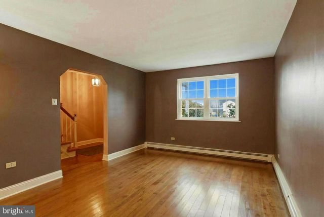 2189 SCHAEFFER RD, Abington, PA 19001