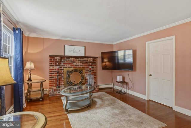 2189 SCHAEFFER RD, Abington, PA 19001