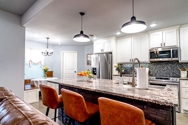 156 Ronnie Lane, Weatherford, TX 76088