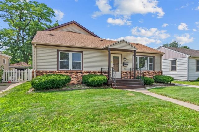 10036 S Tripp Avenue, Oak Lawn, IL 60453