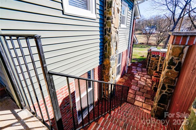 218 E Main Street, Lawndale, NC 28090