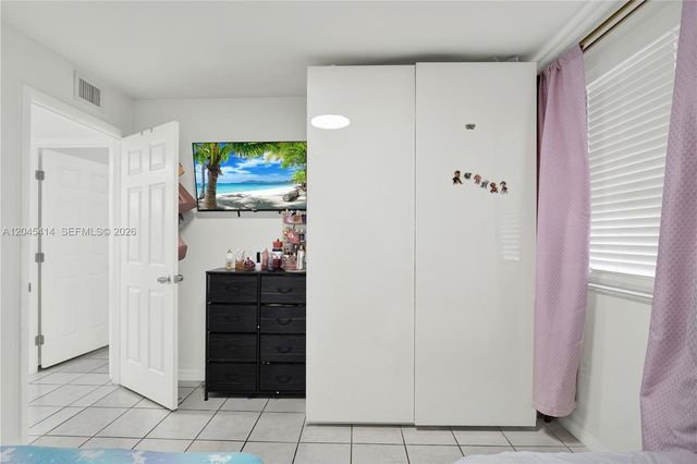 1101 SW 122nd Avenue 205, Miami, FL 33184