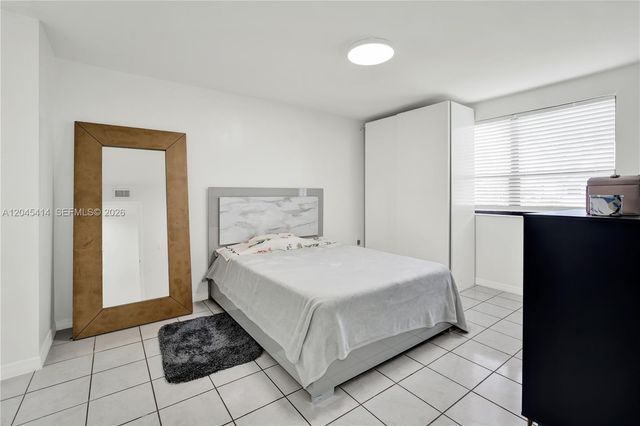 1101 SW 122nd Avenue 205, Miami, FL 33184