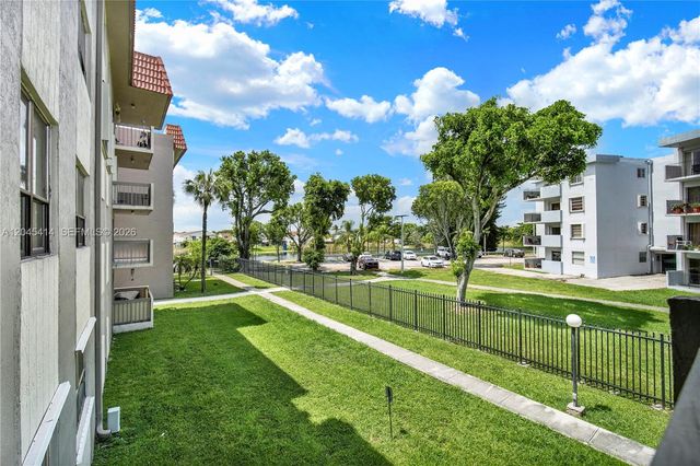 1101 SW 122nd Avenue 205, Miami, FL 33184