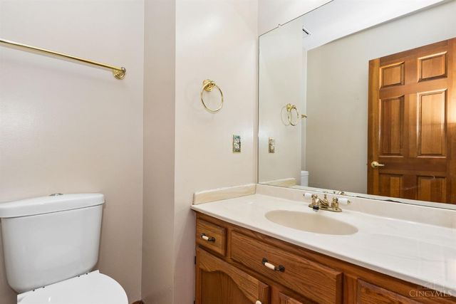 1806 CHAPEL WOODS, Batavia Twp, OH 45103