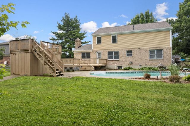 1806 CHAPEL WOODS, Batavia Twp, OH 45103