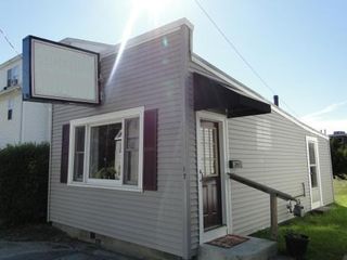 17 Riverlin St, Millbury, MA 01527