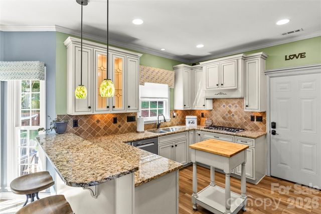 635 Highland Ridge Road, Mooresville, NC 28115