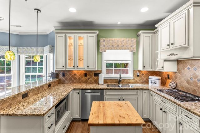 635 Highland Ridge Road, Mooresville, NC 28115