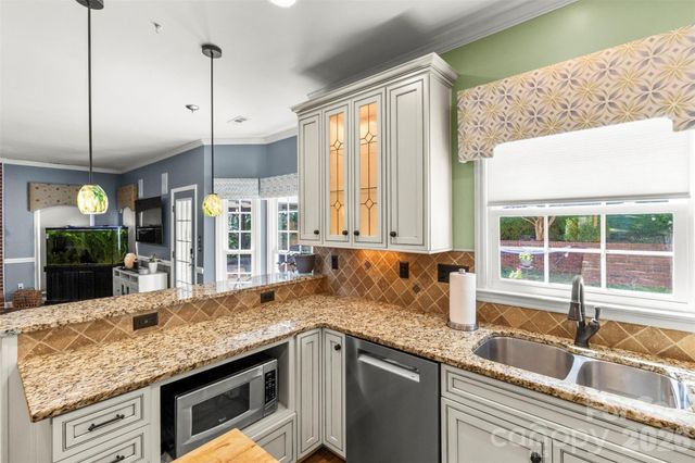 635 Highland Ridge Road, Mooresville, NC 28115