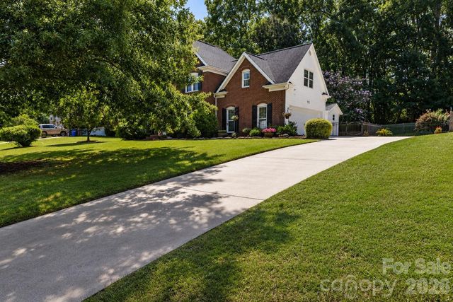 635 Highland Ridge Road, Mooresville, NC 28115