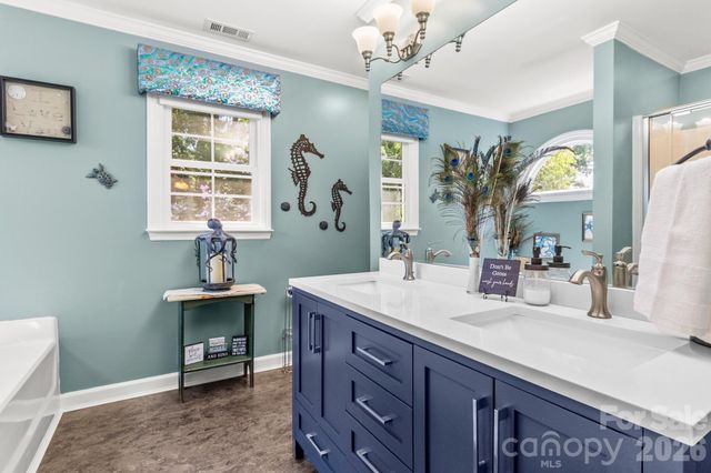 635 Highland Ridge Road, Mooresville, NC 28115