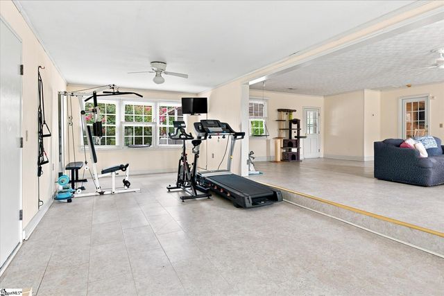 208 Pineview Drive, Pelzer, SC 29669