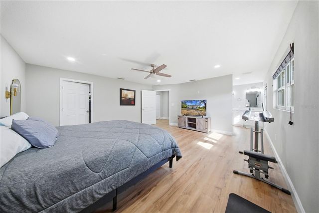 6902 E 29TH AVENUE, Tampa, FL 33619