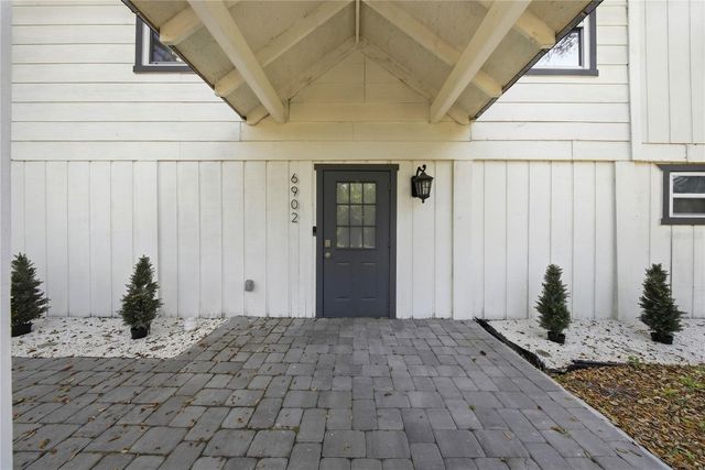 6902 E 29TH AVENUE, Tampa, FL 33619