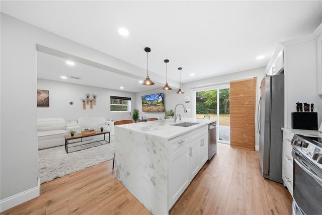 6902 E 29TH AVENUE, Tampa, FL 33619