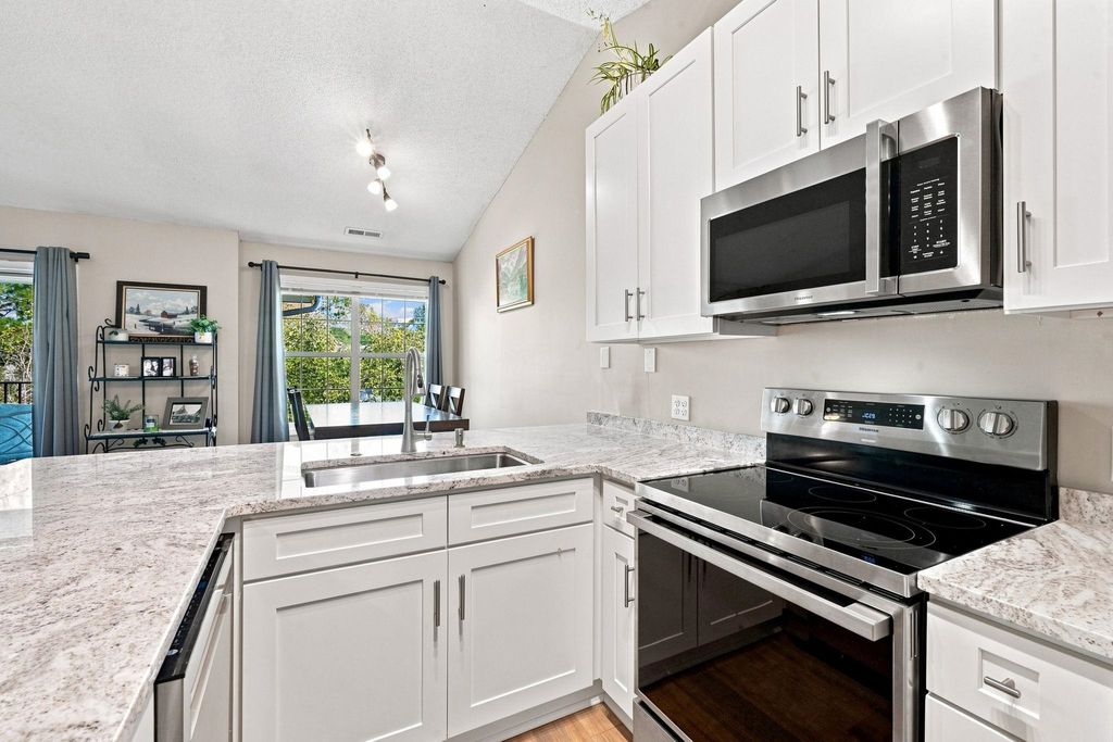 4811 Innisbrook Ct Apt 311, Myrtle Beach, SC 29579 — photo 3