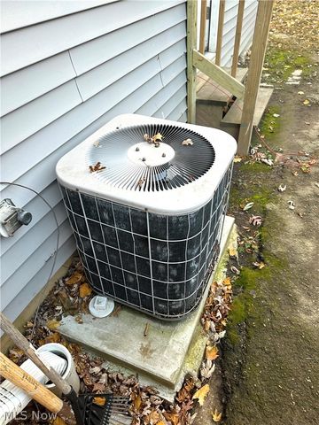 3856 W 23rd Street, Cleveland, OH 44109