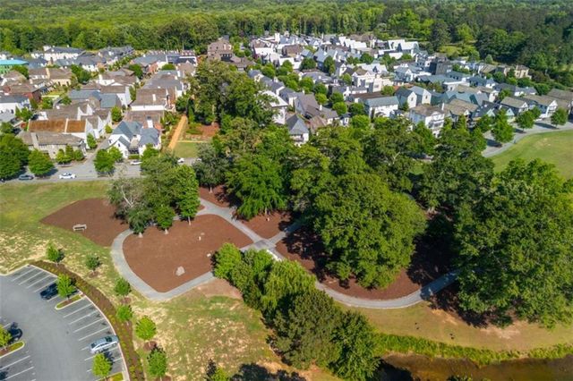390 Heatherden Avenue, Fayetteville, GA 30214