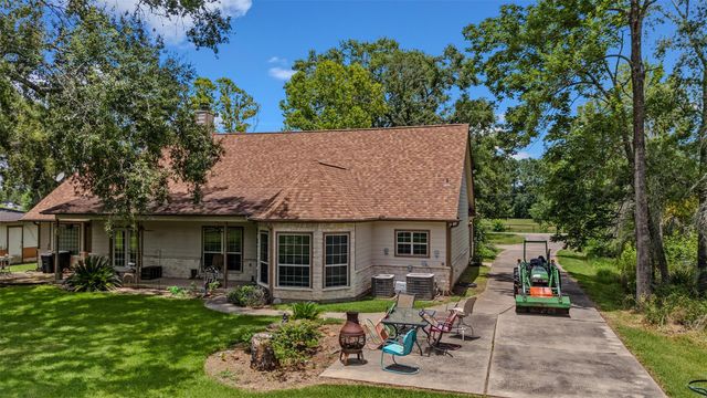 11692 Clark Lane, Conroe, TX 77385
