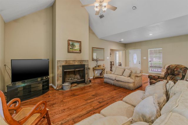 11692 Clark Lane, Conroe, TX 77385