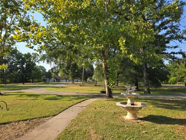 11692 Clark Lane, Conroe, TX 77385