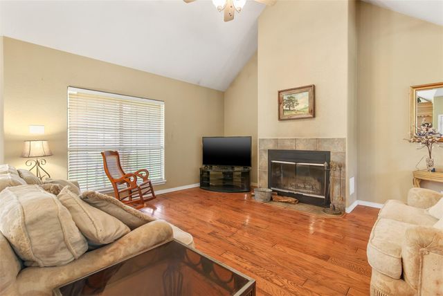 11692 Clark Lane, Conroe, TX 77385