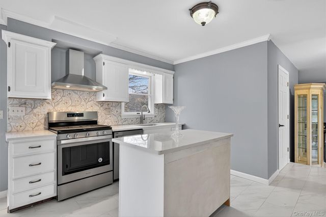 120 Pine Tree Road, Monroe, NY 10950