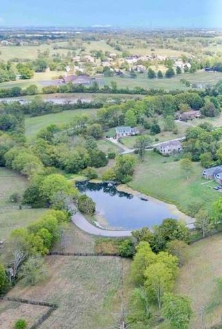 2004 Rockwood Drive, Richmond, KY 40475