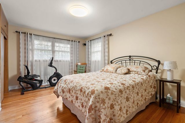 8814 Lee Street, Crown Point, IN 46307