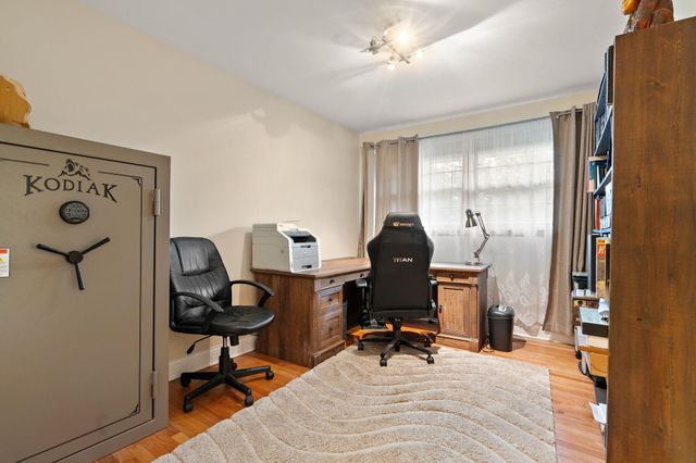 8814 Lee Street, Crown Point, IN 46307