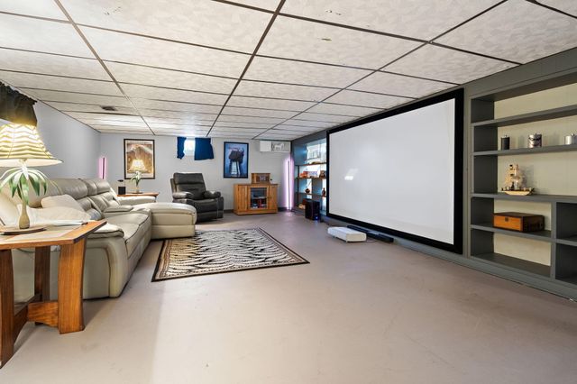 8814 Lee Street, Crown Point, IN 46307