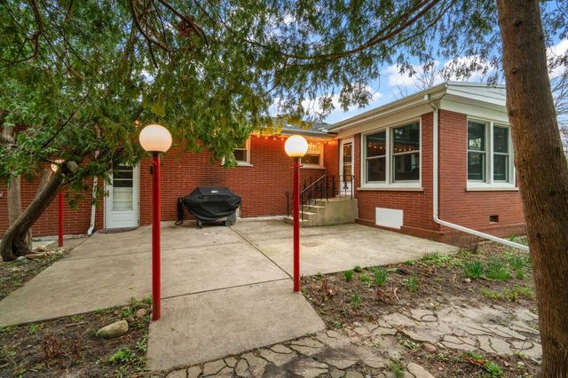 8814 Lee Street, Crown Point, IN 46307