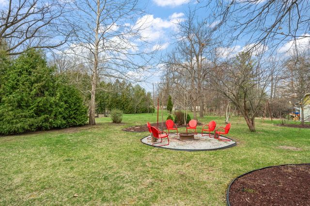 8814 Lee Street, Crown Point, IN 46307