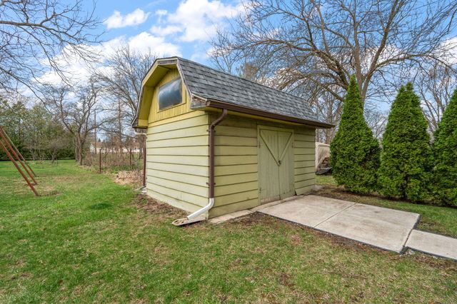 8814 Lee Street, Crown Point, IN 46307