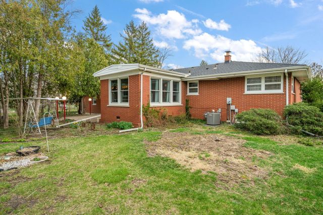 8814 Lee Street, Crown Point, IN 46307