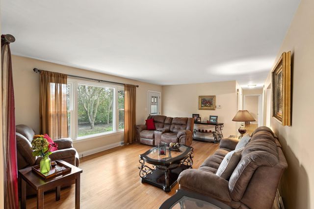 8814 Lee Street, Crown Point, IN 46307