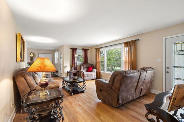 8814 Lee Street, Crown Point, IN 46307