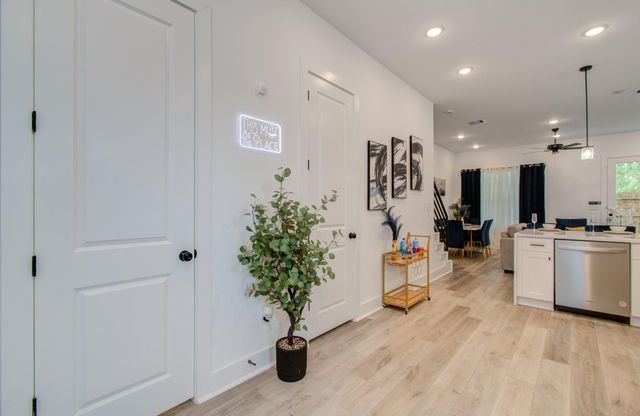 1616 Benson Street, Houston, TX 77020