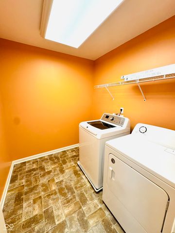 1909 Versailles Drive, Greenwood, IN 46143