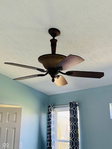 1909 Versailles Drive, Greenwood, IN 46143