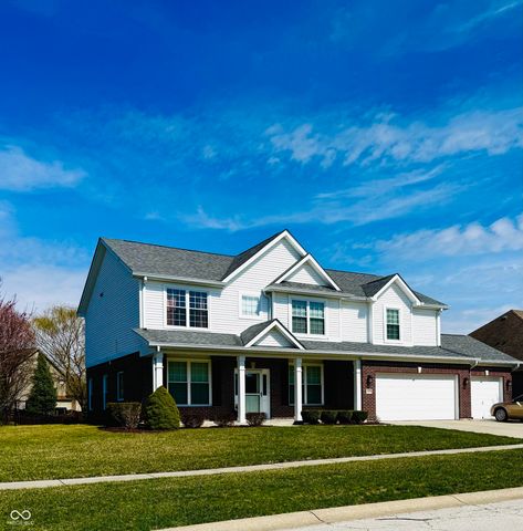 1909 Versailles Drive, Greenwood, IN 46143