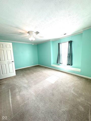 1909 Versailles Drive, Greenwood, IN 46143