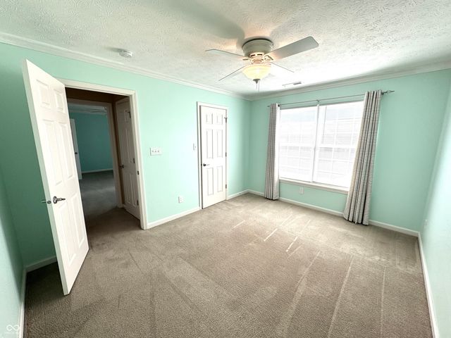 1909 Versailles Drive, Greenwood, IN 46143