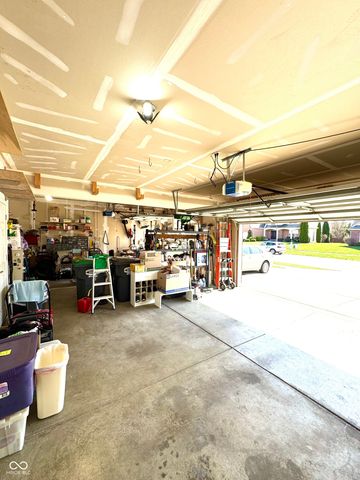 1909 Versailles Drive, Greenwood, IN 46143