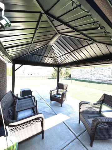 1909 Versailles Drive, Greenwood, IN 46143