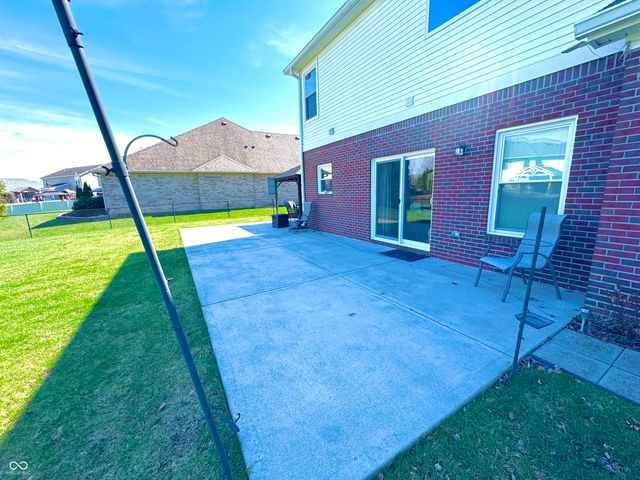 1909 Versailles Drive, Greenwood, IN 46143