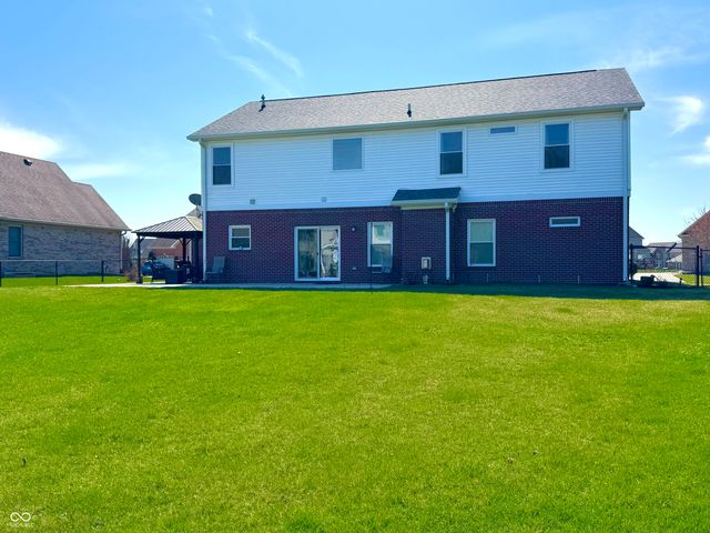 1909 Versailles Drive, Greenwood, IN 46143